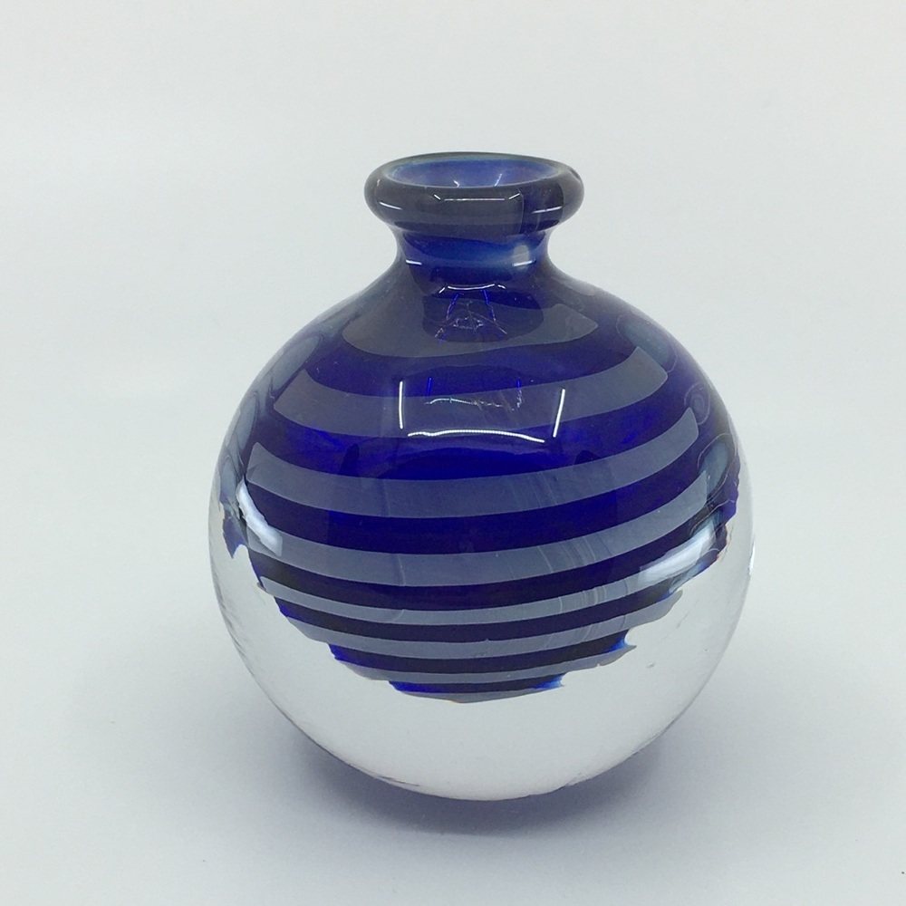Vintage Cobalt Blue Swirl Glass Vase Paperweight Collectible Art Glass Round - Picture 3 of 10